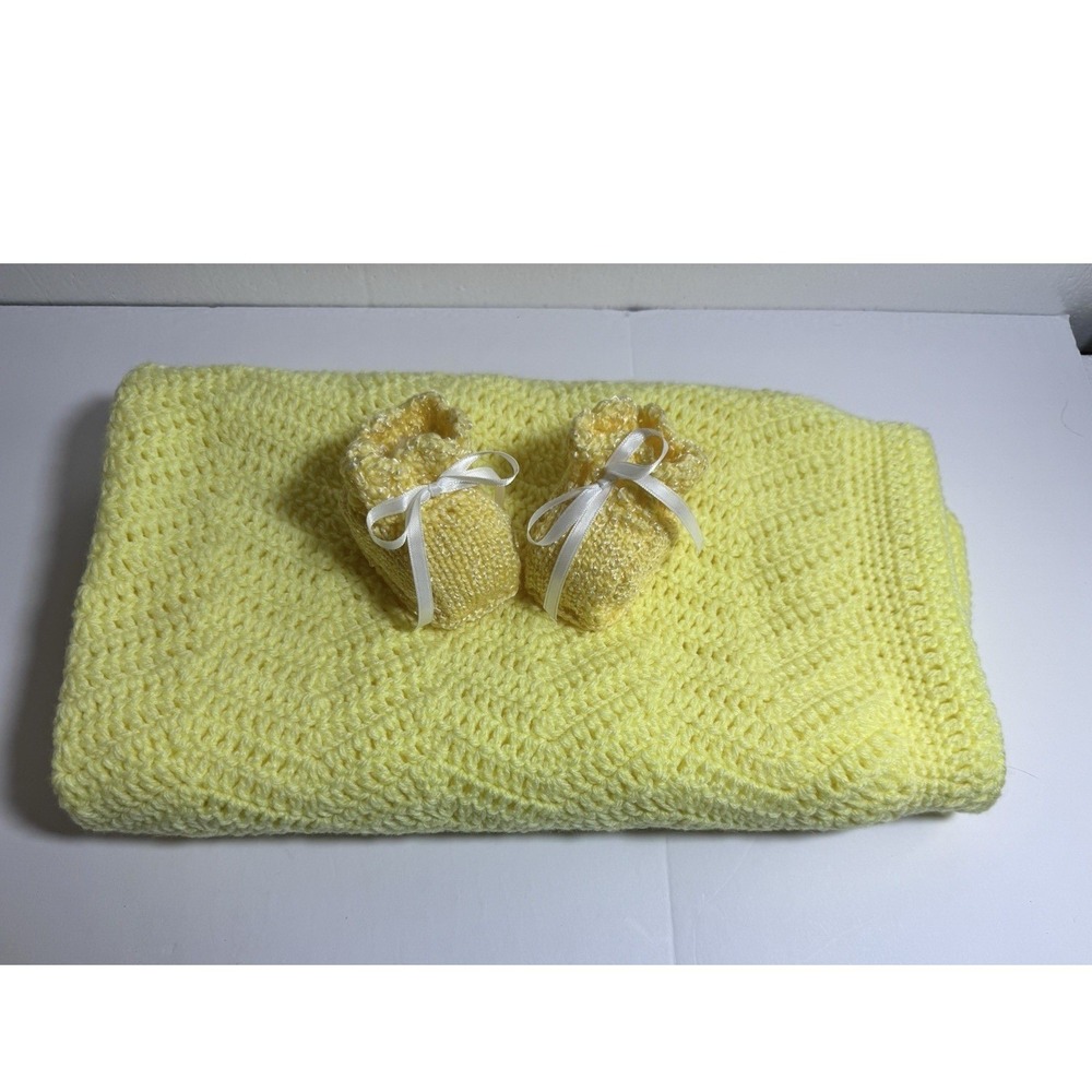 Handmade Crochet Baby‎ Blanket and Knit Booties Set Pastel Yellow Chevron